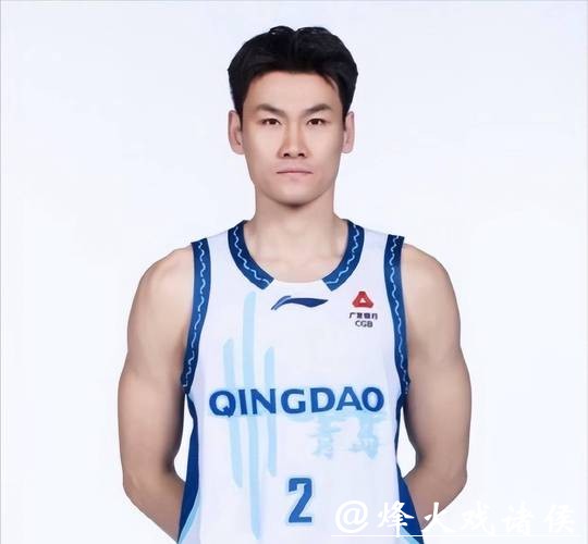 看看青岛男篮这几个本土球员的表现,段昂军、王睿泽、王奕博等人三分火力十足,帮助球队克敌制胜刷新新疆主场尴尬纪录 看看青岛男篮这几个本土球员的表现,段昂军、王睿泽、王奕博等人三分火力十足,帮助球队克敌制胜刷新新疆主场尴尬纪录